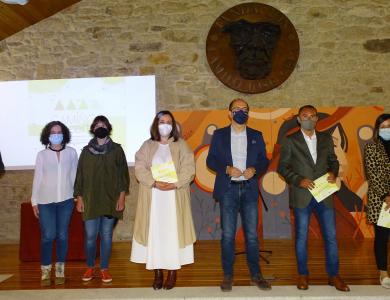 Acto de presentación de la nueva página web y del catálogo de la exposición "Caminos (IN)ciertos"